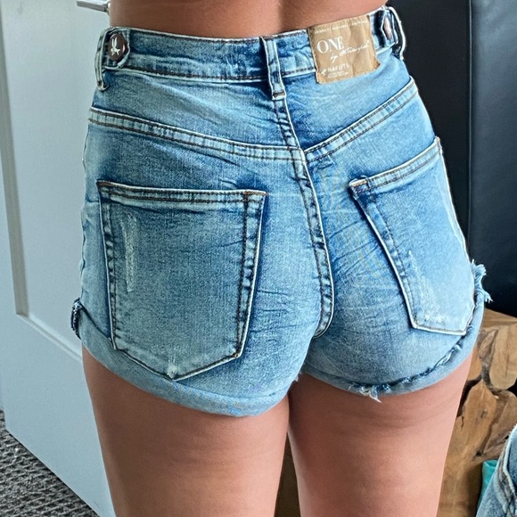 One teaspoon Jean shorts - Picture 3 of 5